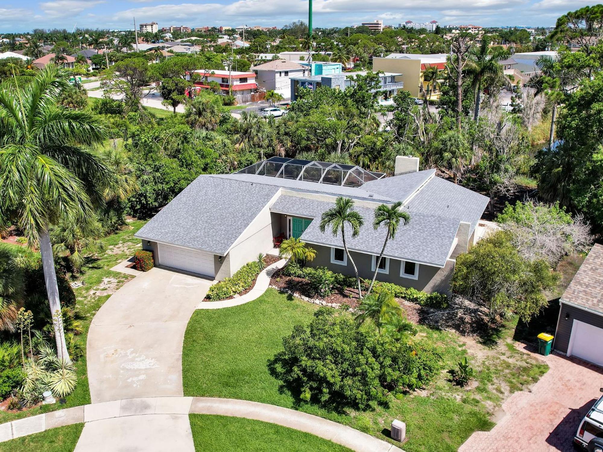5 Beds 3 Bdr 2 Bath Heated Pool, Grill, Patio Villa Marco Island Exterior photo
